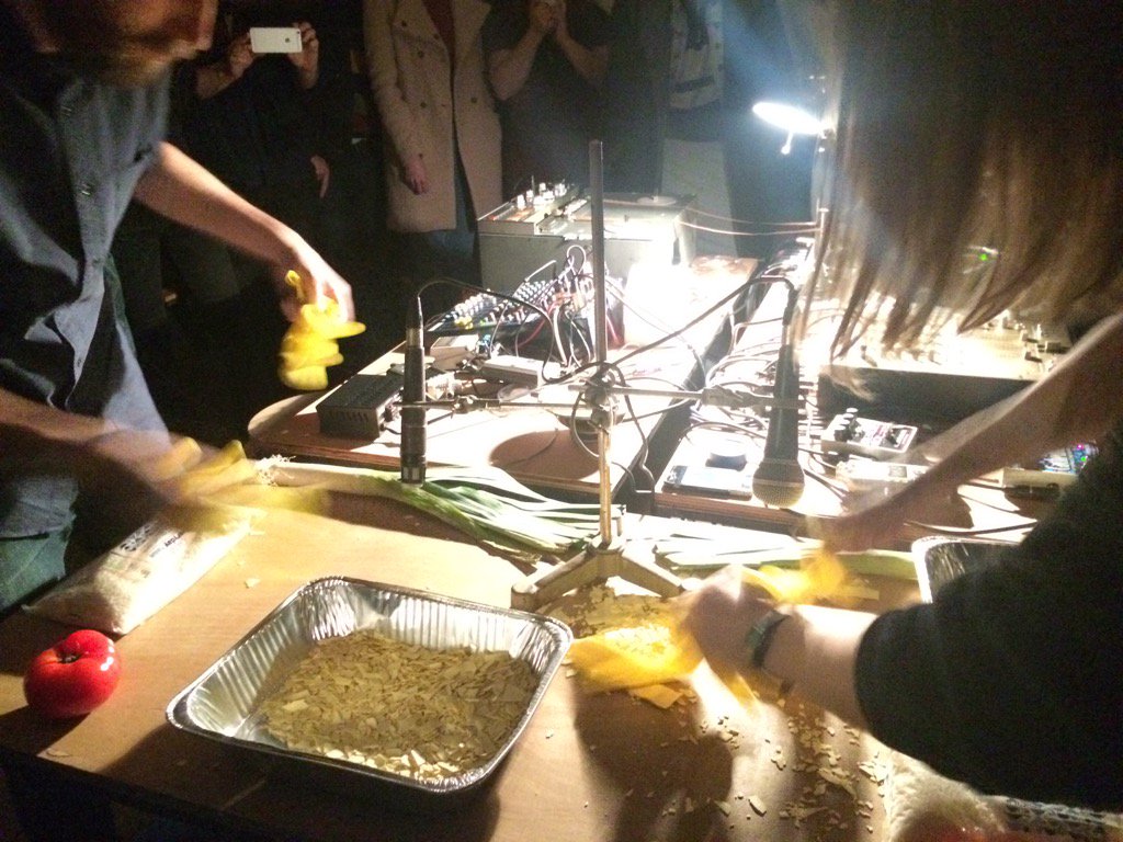 IMTgallery's tweet photo. Graham Dunning & Tom White cooking it up #IsItEatingYou https://t.co/eMfFg52juD
