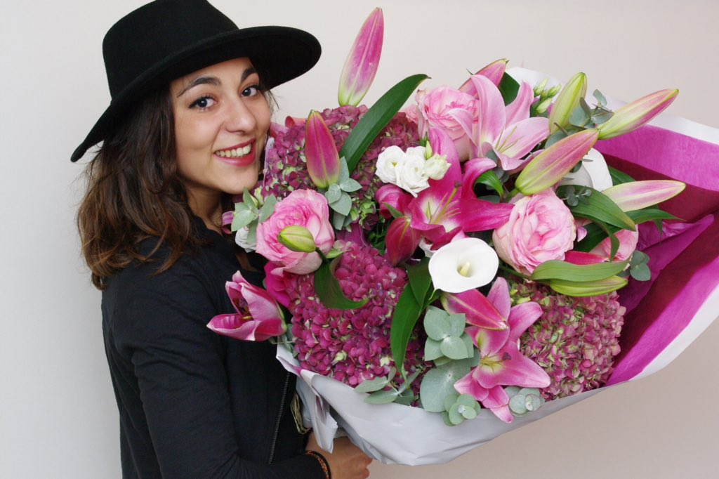 L E J A Twitter Merci Pour Tous Vos Messages J Vous Love Lucie 22ans Joyeuxanniversaire Happybirthday T Co Vxljcccdcc