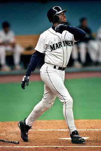Happy Birthday to the sweetest swing in the history of the game, Ken Griffey Jr.  