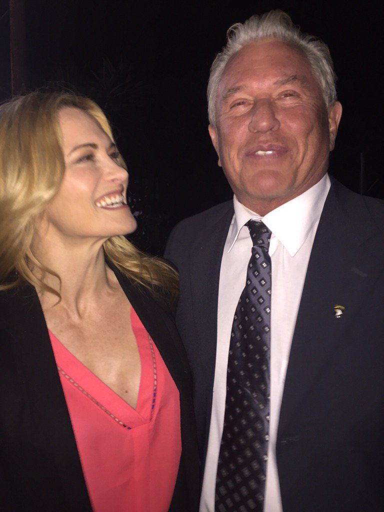 ImVictoriaPratt's tweet photo. Ok... Maybe a little star struck by #TomBeringer #CopsAndRobbers https://t.co/SU01JNoLJr