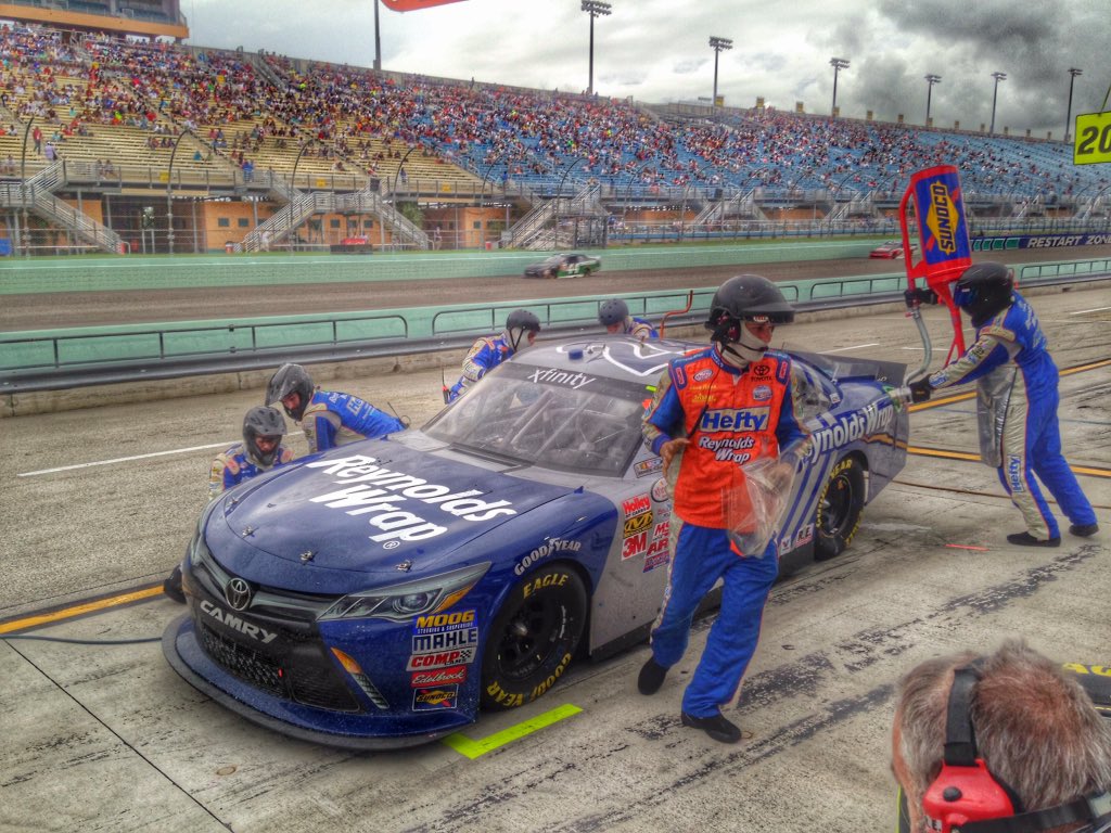 Green flag stop: Four <a href="/GoodyearRacing/">Goodyear Racing</a> tires, <a href="/SunocoRacing/">Sunoco</a> fuel and a tear off for the @ReynoldsWrap Camry.