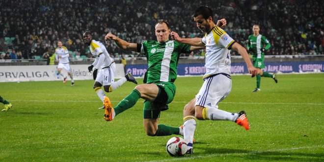 snportal's tweet photo. FOTO: V Stožicah nov odličen #VečniDerbi in šov Šporarja. @NK_Olimpija 2-2 @NKMaribor. #PLTS https://t.co/e8bC7Vh3Zz https://t.co/89oCY0SebG