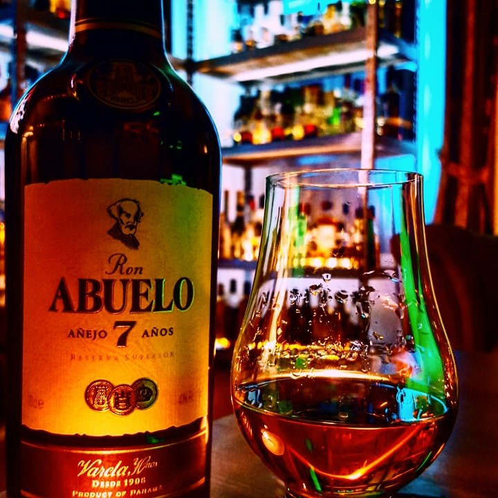MarkatFourtop's tweet photo. Time for a drink at home.. https://t.co/gyyyHFf9s4