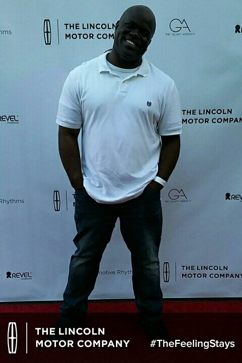 boyIZcrazy's tweet photo. An Afternoon of Indulgence with @LincolnMotorCo #TheFeelingStays https://t.co/NSf2OyqXkr