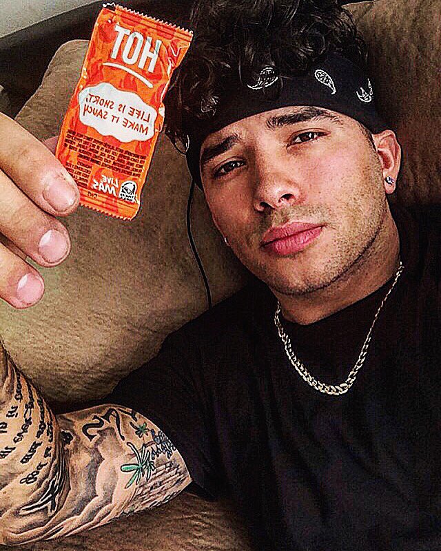FlyboyyReynolds's tweet photo. While I've been away https://t.co/gt2sTsIW6x