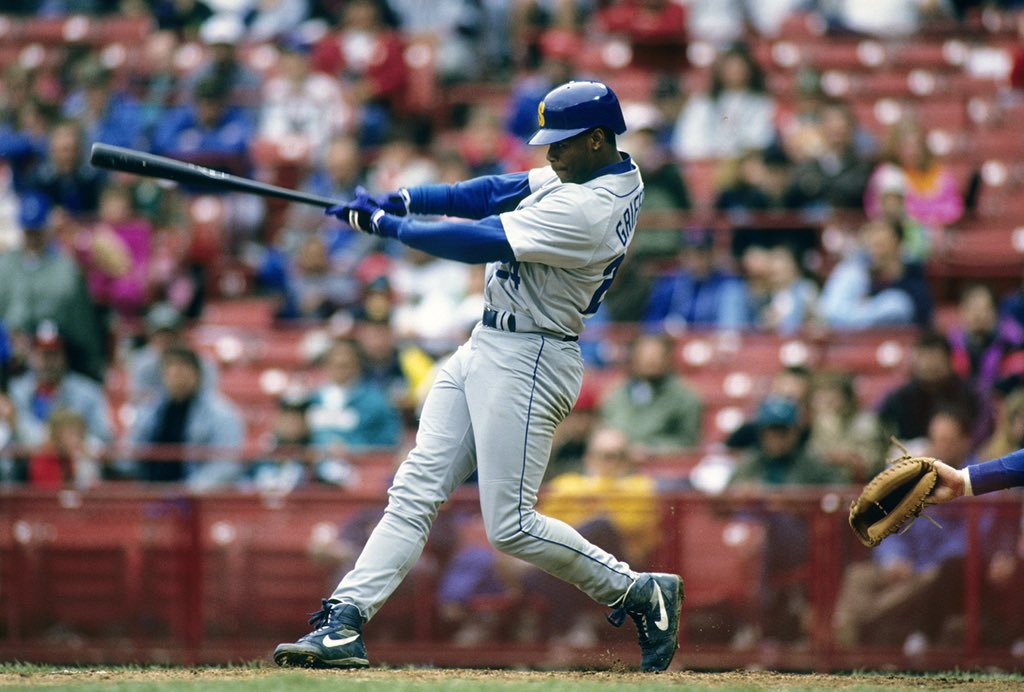 Happy birthday to the GOAT, Ken Griffey, Jr. 