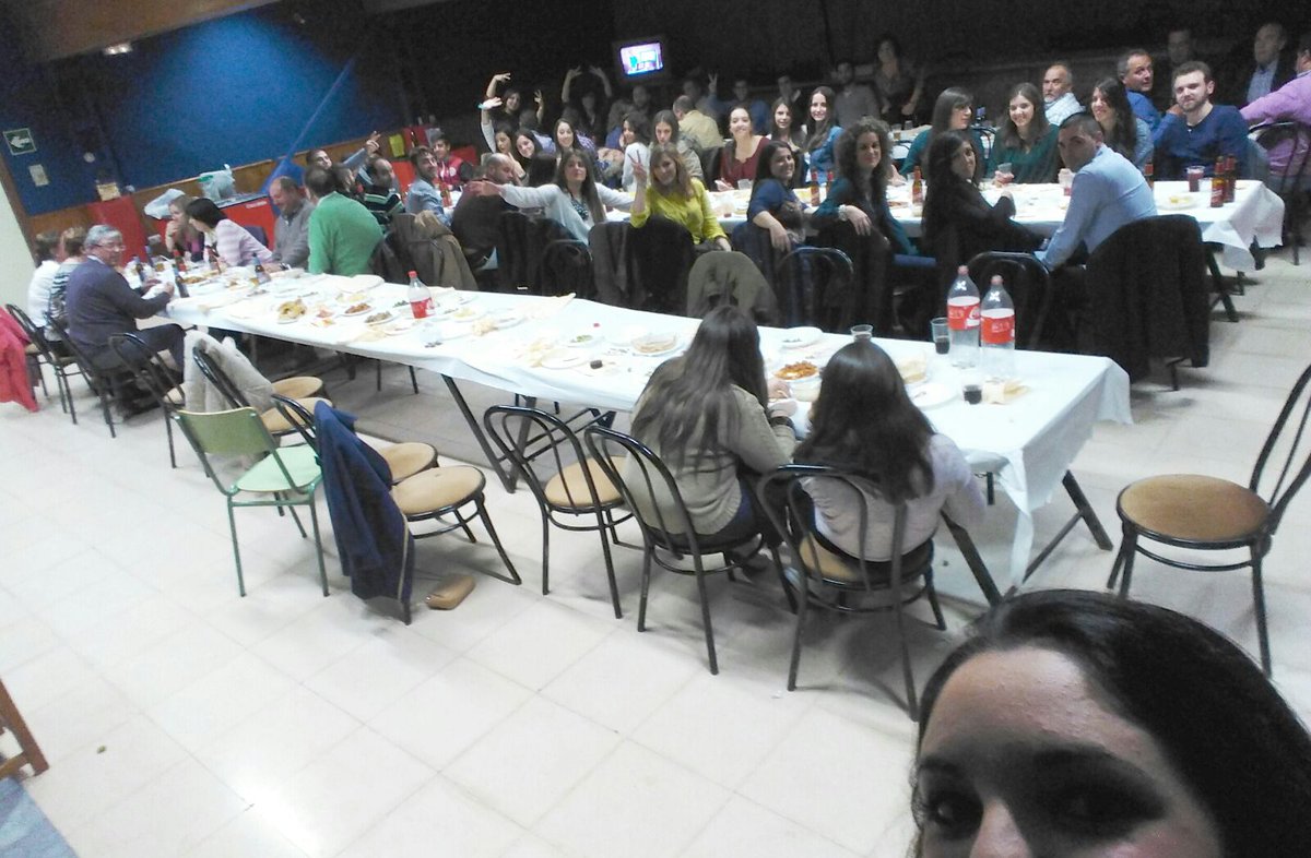 MariLopezIG's tweet photo. @sellama_copla @almadecopla tú @BandadeSka  está contigo. #SantaCecilia2015 y pensando en ti. #Teresathebest https://t.co/BlBOnYgAqh