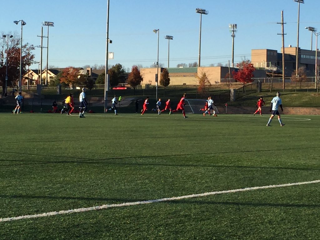 ladybluessoccer's tweet photo. Spending a little extra time between girls games to help out @icmensoccer recruiting in KC. #ICfamily #ICsoccer https://t.co/96bWdJzWfW