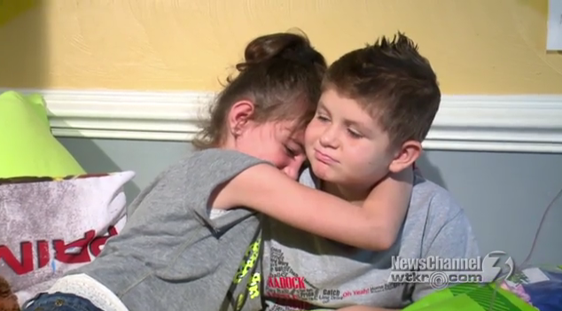 A Virgina boy with cancer finds true love. #local10 bit.ly/1MuDqYe?utm_me… https://t.co/ndMPsvyIsq