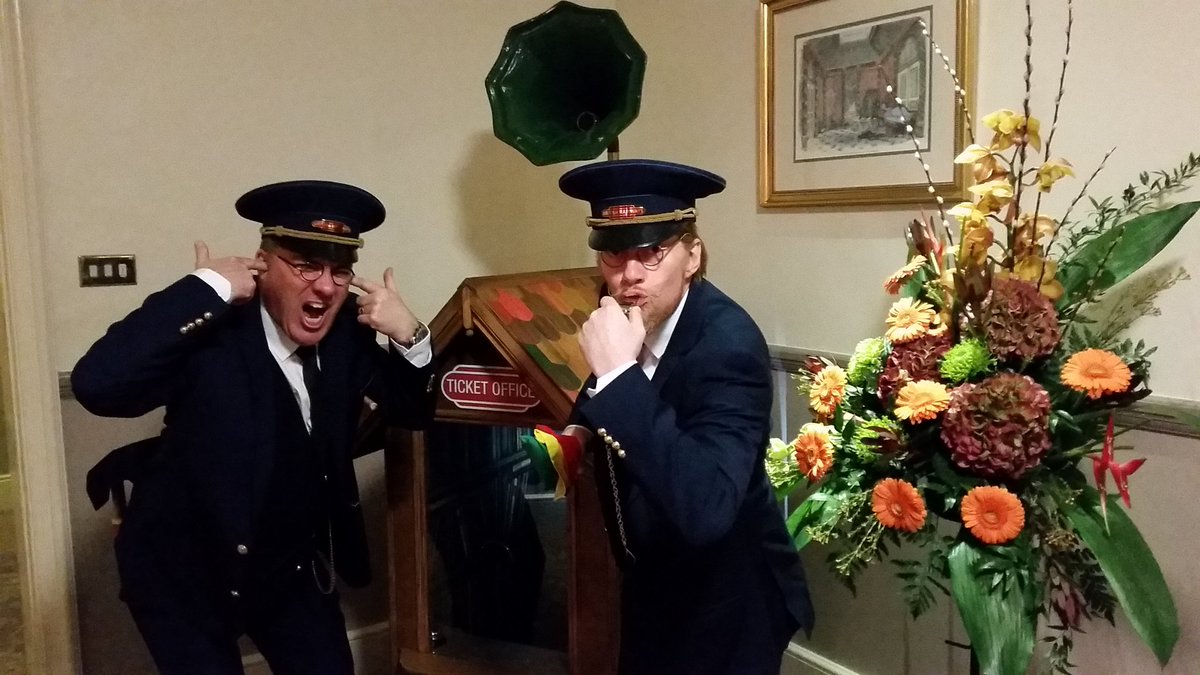 SideShowUK's tweet photo. All aboard! All passengers welcomed; now it's magic time. Great gig in Windsor. #RailwayExpress for @Contraband_Int https://t.co/seqrcQgbsK