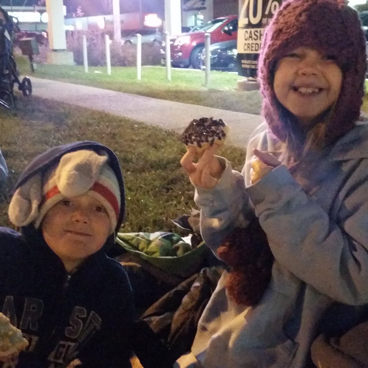 Having fun and staying warm in front of #Bennettparadevip  in Cambridge.