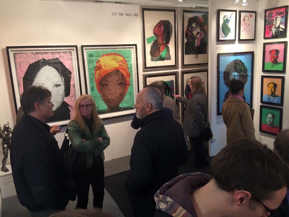thevablab's tweet photo. Made in China
by Chas Williams
https://t.co/zBvQHnZoaO
#vablab #contemporaryart #portraiture #edinburghartfair https://t.co/NIdRSYZmt2