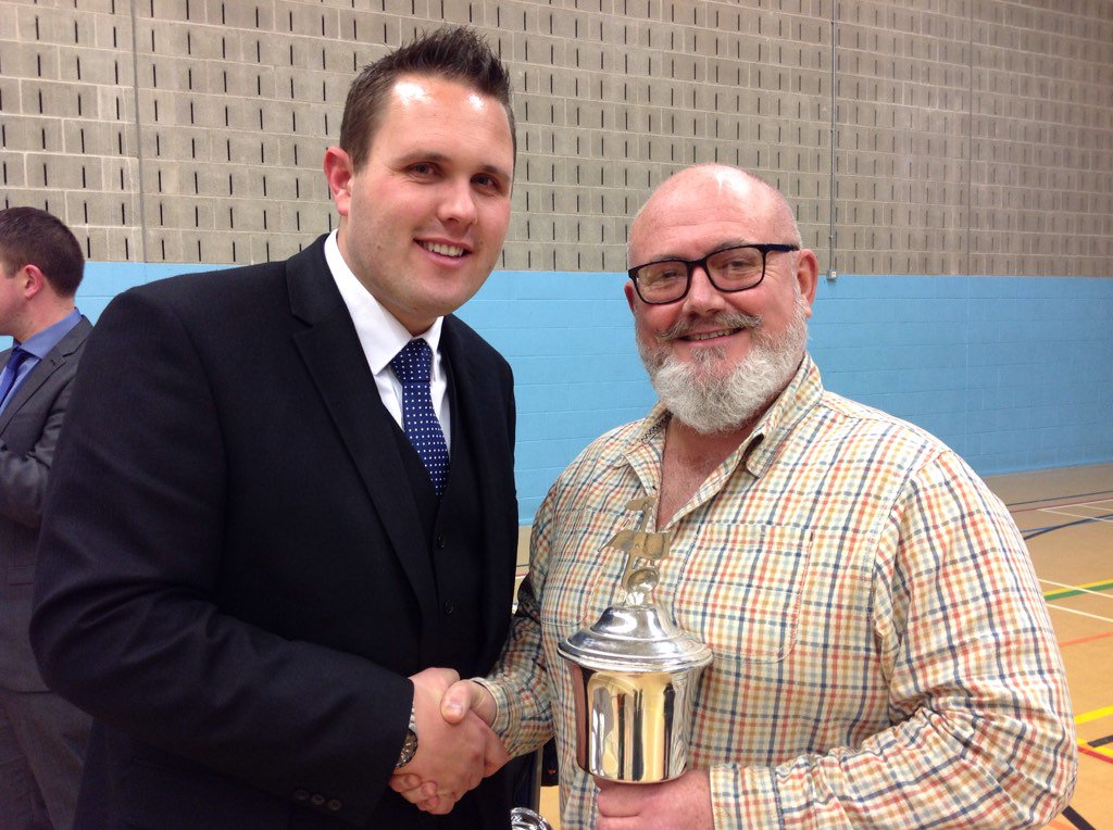 4barsrest's tweet photo. 2015 Eric James Welsh Conductor of the Year - Matthew Jenkins of Goodwick - presented by Alyn James https://t.co/euN1mbv2Gv
