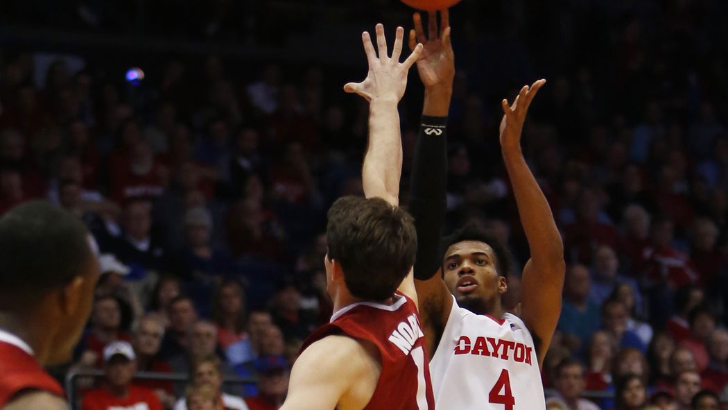 mid_madness's tweet photo. Dayton extends their home court winning streak to 25 after beating William &amp; Mary. https://t.co/AvdA3ruYA1 https://t.co/eFmMCit9Wq
