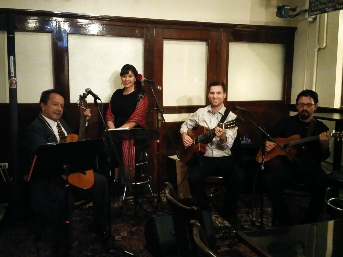 maverickcafe's tweet photo. @FutureBoston Bolero mic check. A night of beautiful song  #localmusic #Bolero 8pm https://t.co/LdsHfPSkzZ