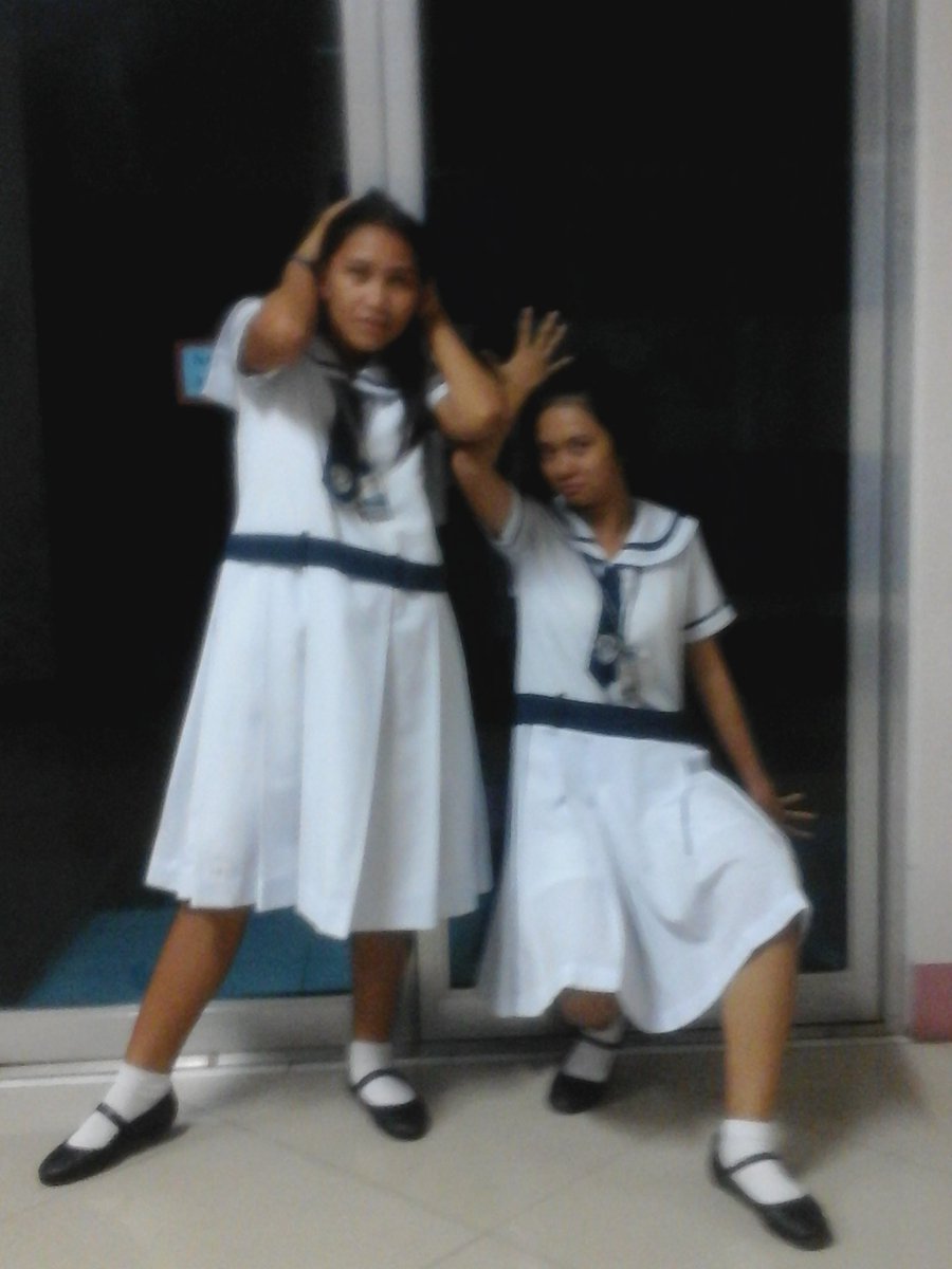 Kaye_Tyyy's tweet photo. Making crazy things with her
#YOLO
#LLTDF https://t.co/TGEYFXtBV6