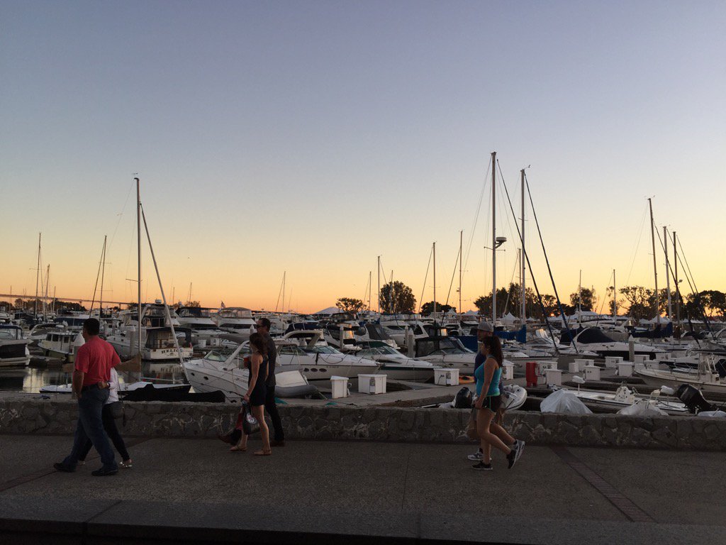 DrKatinaPollock's tweet photo. Lovely evening in #SanDiego @ #UCEA15 @jamesryanOISE https://t.co/PJnU2gU7B6