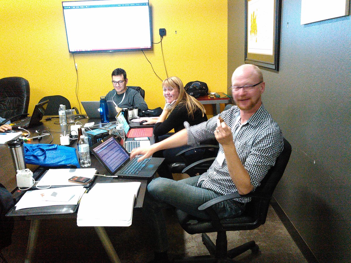 swchandlerAZ's tweet photo. Caught in the #Startup act #swchd https://t.co/QkF0GDR9uG