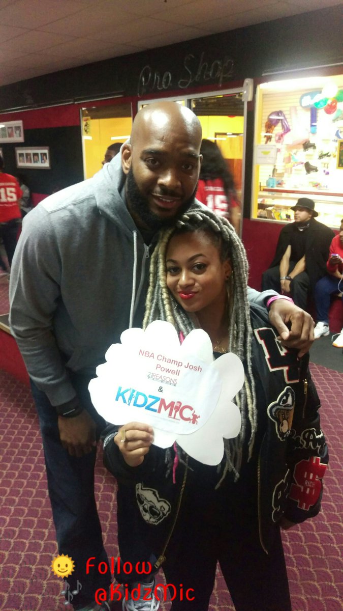 KidzMic's tweet photo. @JP21Reasons & @DjPrincessCut had cool factor going strong inspiring #Kreative #Kool ideas @Kingonomics #SkateHack https://t.co/bh6qkA4YYu