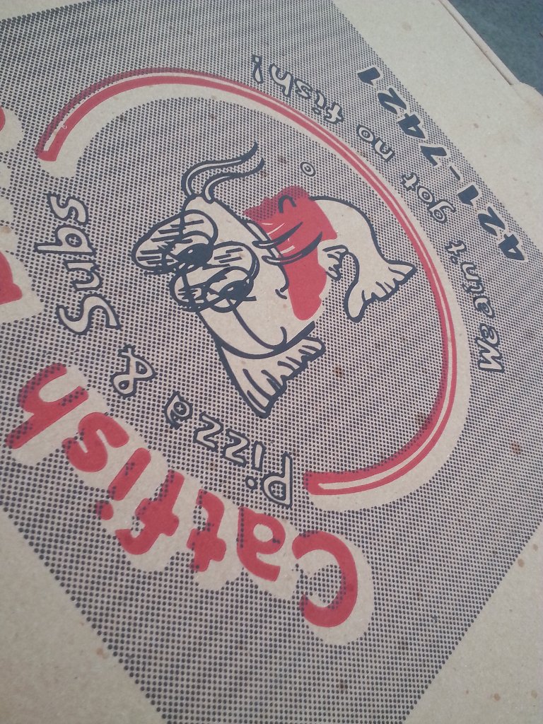 betsy1178's tweet image. Got my favorite pizza #catfishbiffs