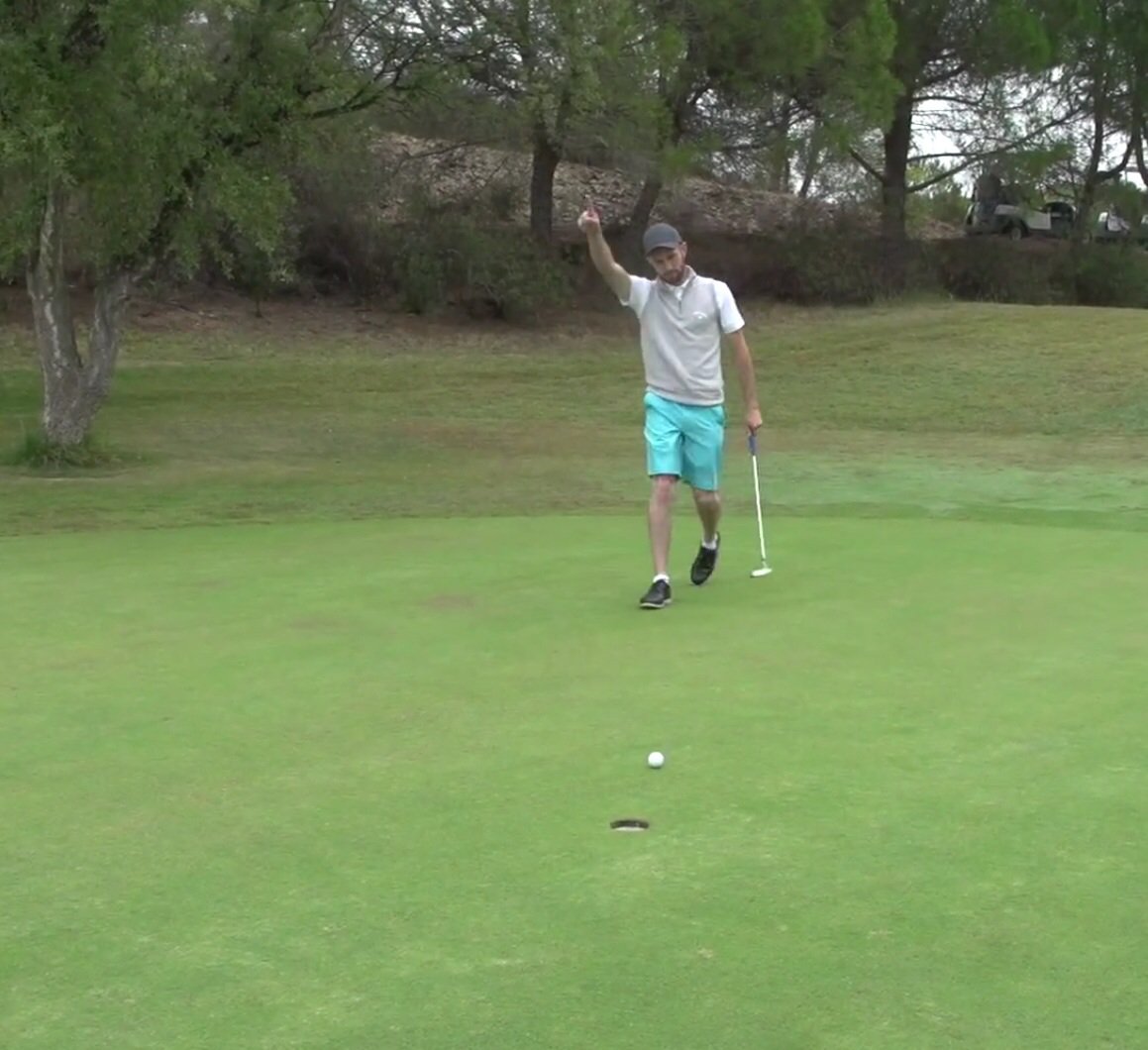 this_idle_man's tweet photo. This walk-in by @CoachLockey must be the greatest of all time. The hand goes up so early. #nevermissing #thearmy https://t.co/TqK30YEoRZ