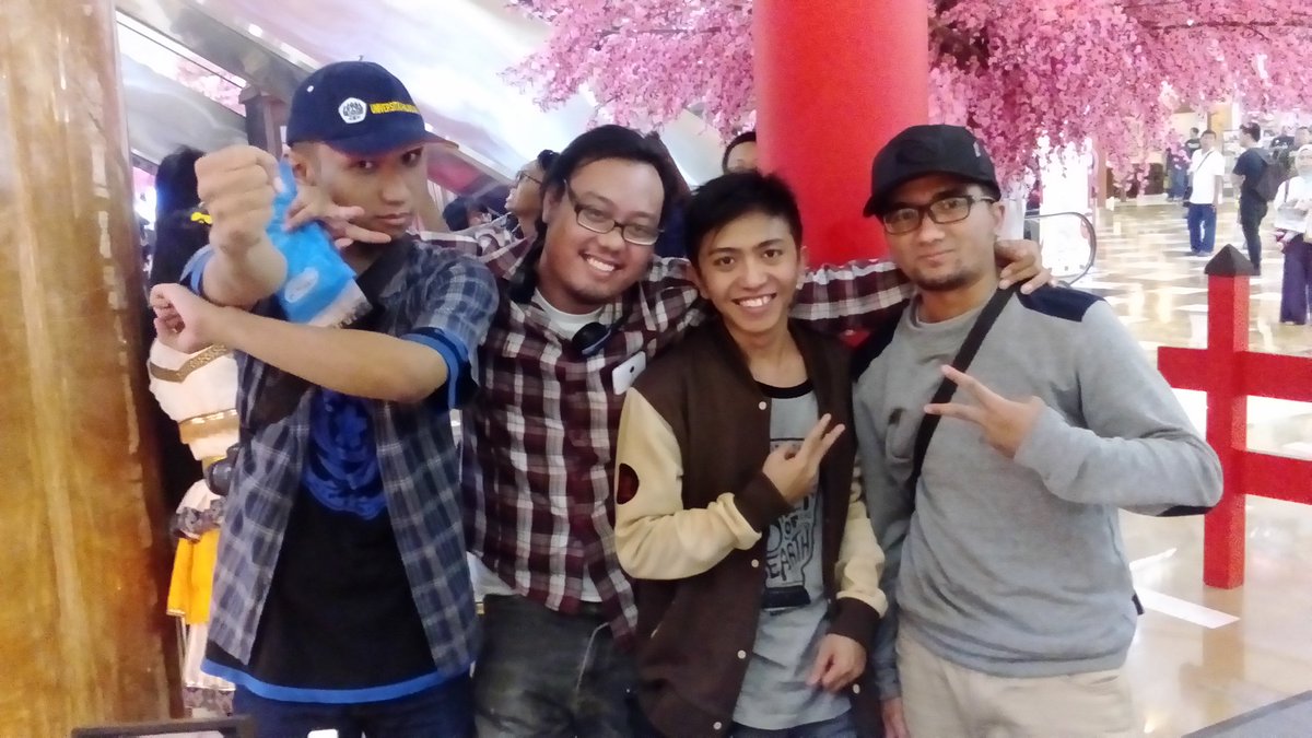 Gunverlion's tweet photo. Thanks berat bwt bro2 ini yg udah bantu gw ngenali member" Lusca en bantu beresin errand bwt tmn2 jgja
See ya guys https://t.co/to86jex5y8