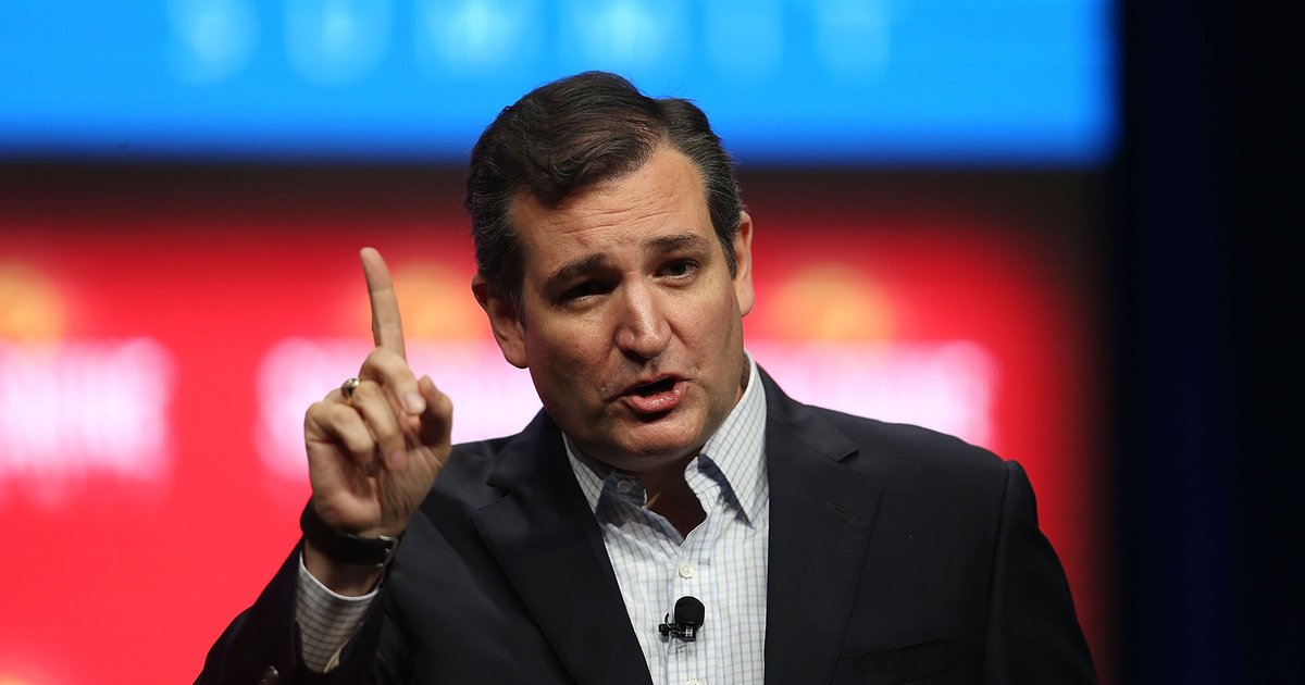 HuffPostPol's tweet photo. Ted Cruz to Obama: "Come back and insult me to my face" https://t.co/8Pc1P9SJlU https://t.co/ZFJld60VPa