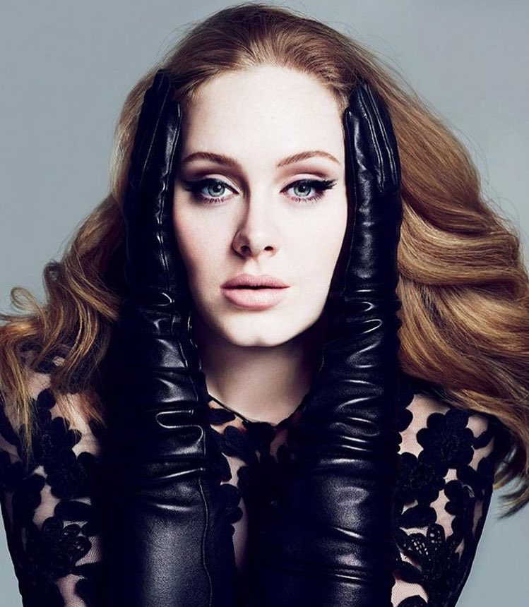 StylifiedInc's tweet photo. @adele is a #goddess! Thx @voguemagazine 4 the #beautiful #shots! The #gloves, #hair, #makeup she IS #Stylified 💋 https://t.co/6vYqnCBvRS