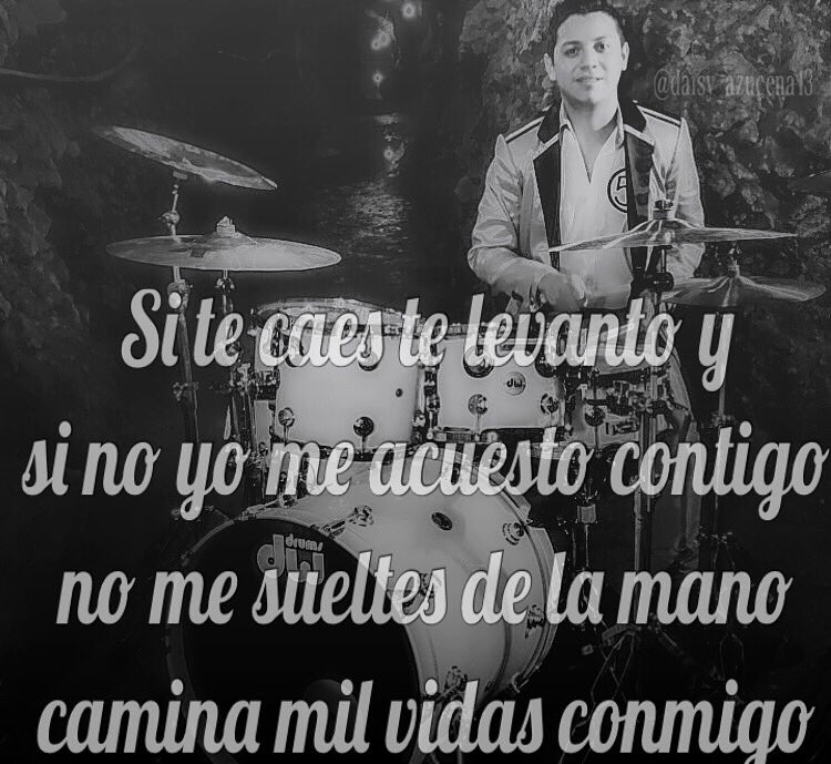 d_azu13's tweet photo. Si te caes te levanto y si no yo me acuesto contigo #HistoriasDeLaCalle #Calibre50 https://t.co/UilKIDSWel