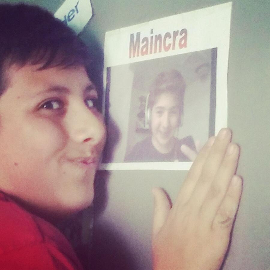 Marcos17lopez's tweet photo. @guitarsolo4 soy tu admirador https://t.co/eRpB4AI2q6