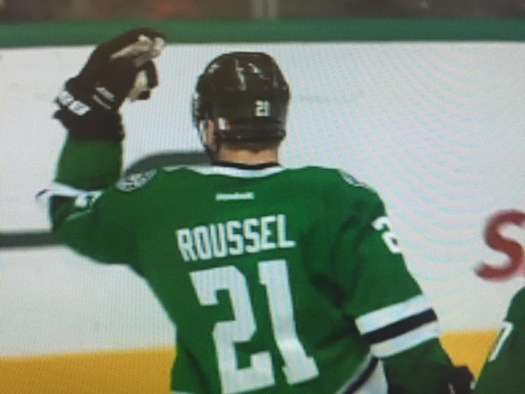 Happy birthday Antoine Roussel who had a goal tonight, and the beat the 3-0. 17 wins WOW 