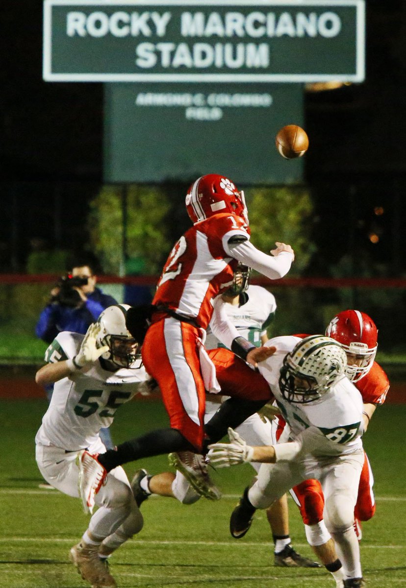 SC_Varsity's tweet photo. Dartmouth knocks off previously undefeated Milton 27-24 in the State Semifinals 
STORY: https://t.co/K31vBHi91J https://t.co/4r3D1MVfwY