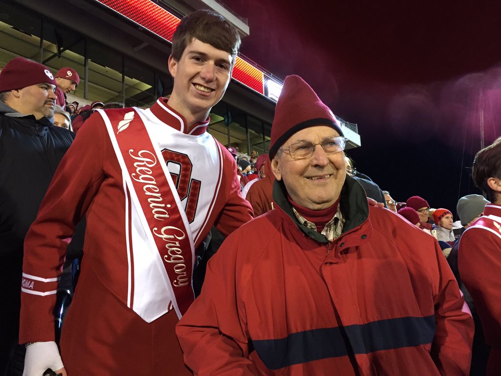 PaigeGregory's tweet photo. #bandtogetheragainstcancer #BoomerSooner https://t.co/Xw7OPGjGAI