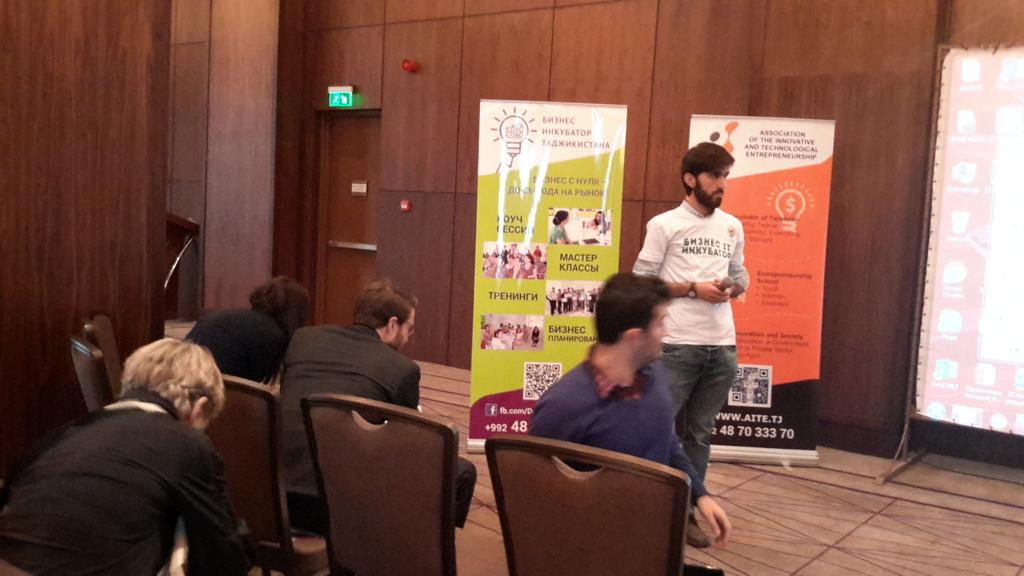 BusinessTJ's tweet photo. Pitch of Startup teams of Busines incubator of Tajikistan  on #GEW Tajikistan 2015 https://t.co/9em7FpyCbe