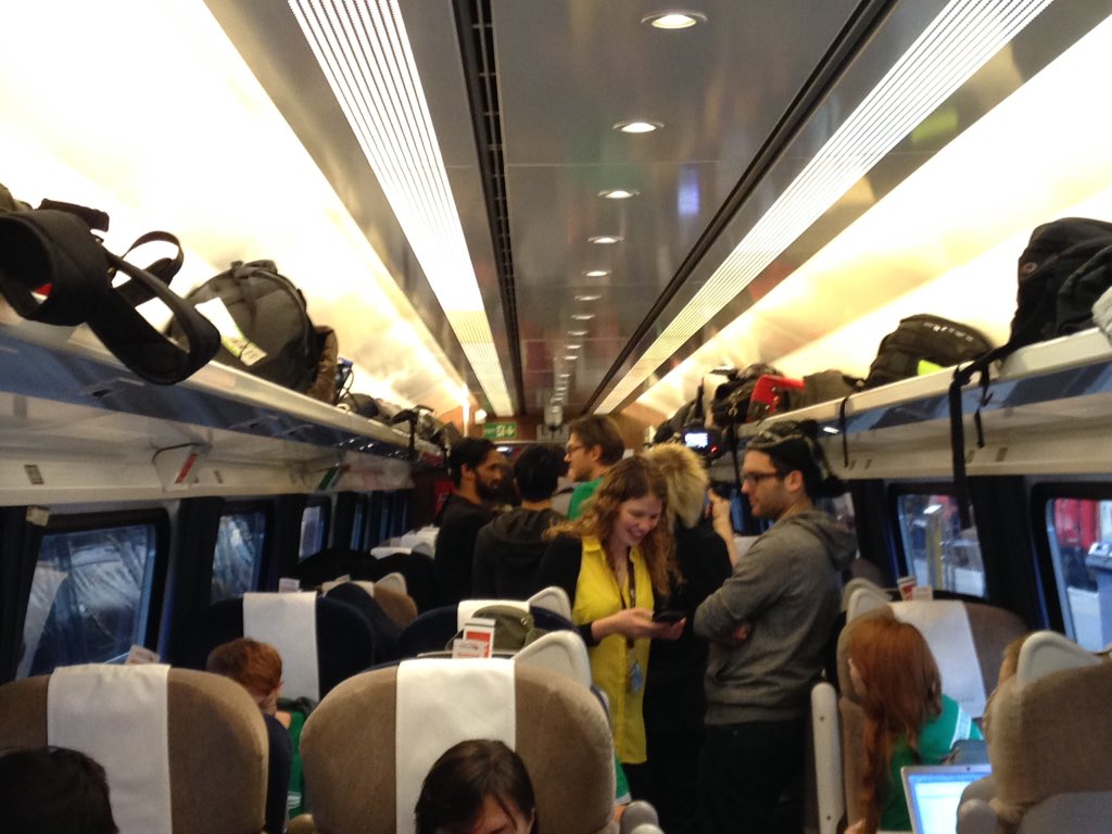 TobiasBueschel's tweet image. Final day on the #GWRhacktrain 🚂 Let's do this #HackTheRails @TheHackTrain