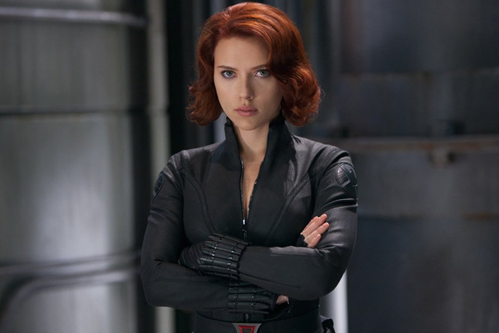 ComiConverse's tweet photo. Happy Birthday Scarlett Johansson! #Avengers https://t.co/WJhovSFO25