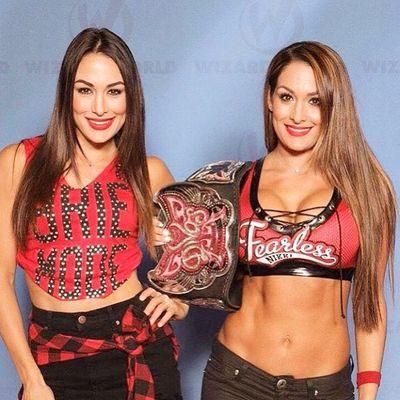 Happy birthday THE BELLA TWINS ILOVE YOU SO MUCH 
