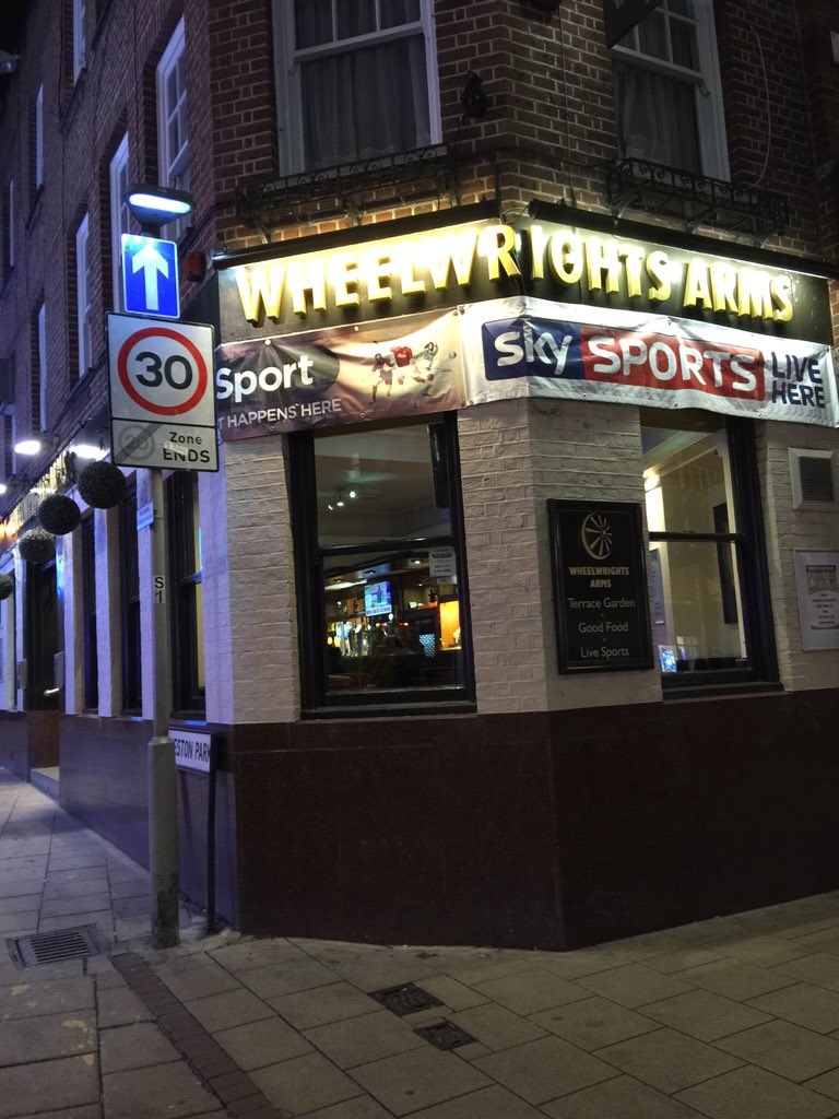 AwesomePubJobs's tweet photo. #Pub shame. Wasted inner city pub. In a decade we will be desperate to get these back. No #londonPubJobs here. https://t.co/UTjgZMU7lo