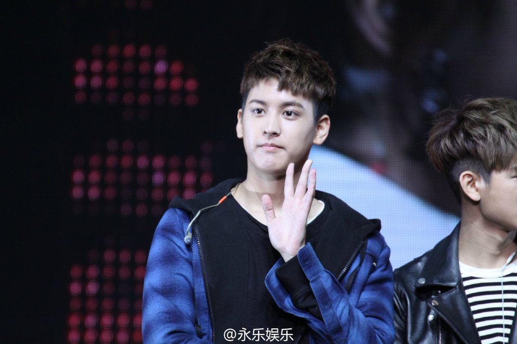 CUZ68cjUYAEMtC7.jpg:orig