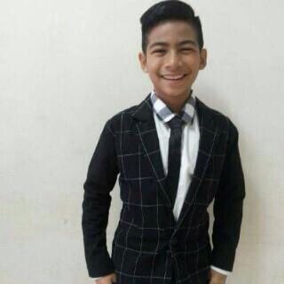 DMLovers_BNYMS's tweet photo. Cie iga @DhirgaMHS juara 3 selamat sukses selalu iga kami #dmlovers selalu SUPPORT kamu LOVE YOU iga :) https://t.co/Qwq8PFMH05