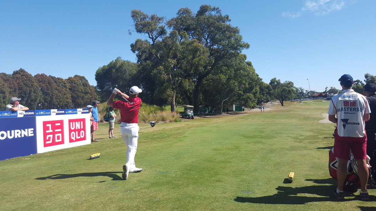 .<a href="/JohnSendenGolf/">John Senden</a> right down the middle on 18th. #AusMasters15