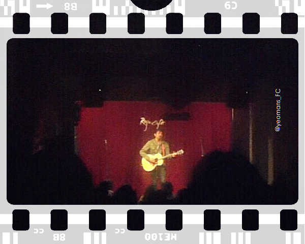 Yeomans_FC's tweet photo. Ya se encuentra @yeomansmusic en show #Rico en el @rojocafe 
*aplausos* #OrgullosasFans https://t.co/15SNXkOhmh