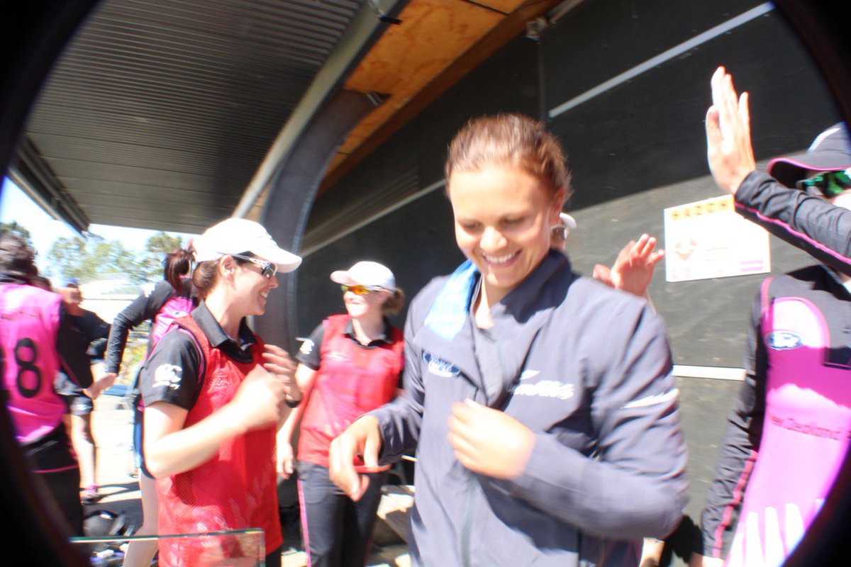WHITE_FERNS's tweet photo. And a very happy birthday to our own @LizzyPerry96! We got you a 9wkt win & unbeaten Series to celebrate ;-) #WFvSL https://t.co/8SpTpo93yS