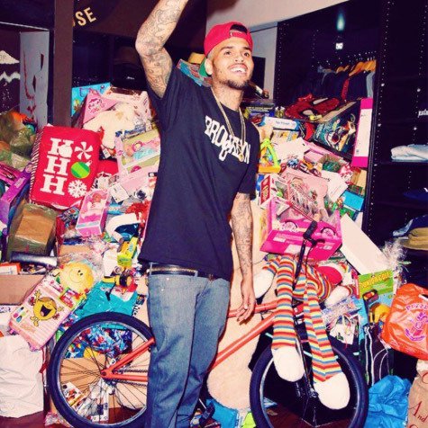 Chris Brown’s Best 2013 Moments - listher.com/site/post/493