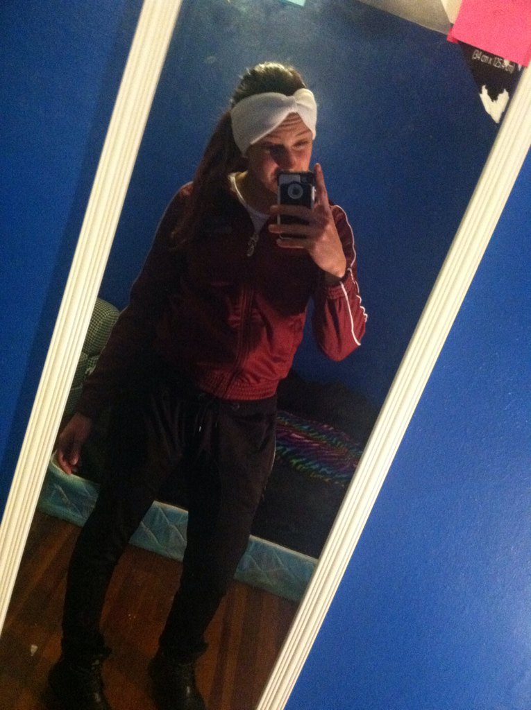 Nel_Baby11's tweet photo. Cheerleader Swag🎀 #snowbunnys #SnowBunnySunday #MixedGods https://t.co/3ZnchPToW1