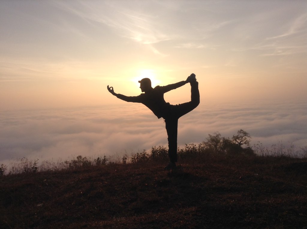 RijalResham's tweet photo. Heaven is myth but Nepal is real #Nepal #trekwithme #nepal_ray #adventure #trekkinginnepal #dahachowk https://t.co/XDEQ0xRA9T