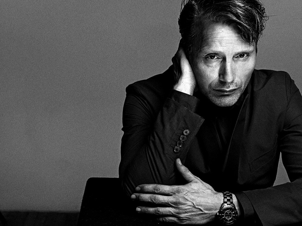 Happy 50th birthday to Mads Mikkelsen! I miss   