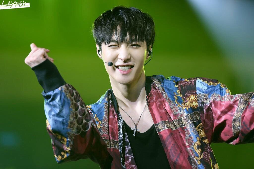 Marrylayboth_'s tweet photo. @Zyixing_bot 555555555 ผมน่ะขี้อ้อน แฝดมากกว่าไหมล่ะ ผมสบายดีครับ~ ทานแล้ว แล้วแฝดล่ะหาอะไรทานยังเอ่ย? https://t.co/R1yw4yCumE