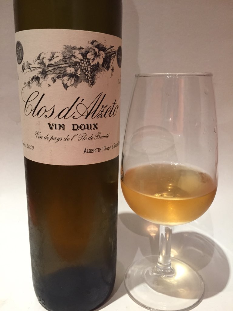 villain_fred's tweet photo. Superbe vin doux #corse avec une salinité qui résonne avec le sucre résiduel #Closd'Alzeto 2010 @VinCorse @Burtschy https://t.co/awxWuzKPsY