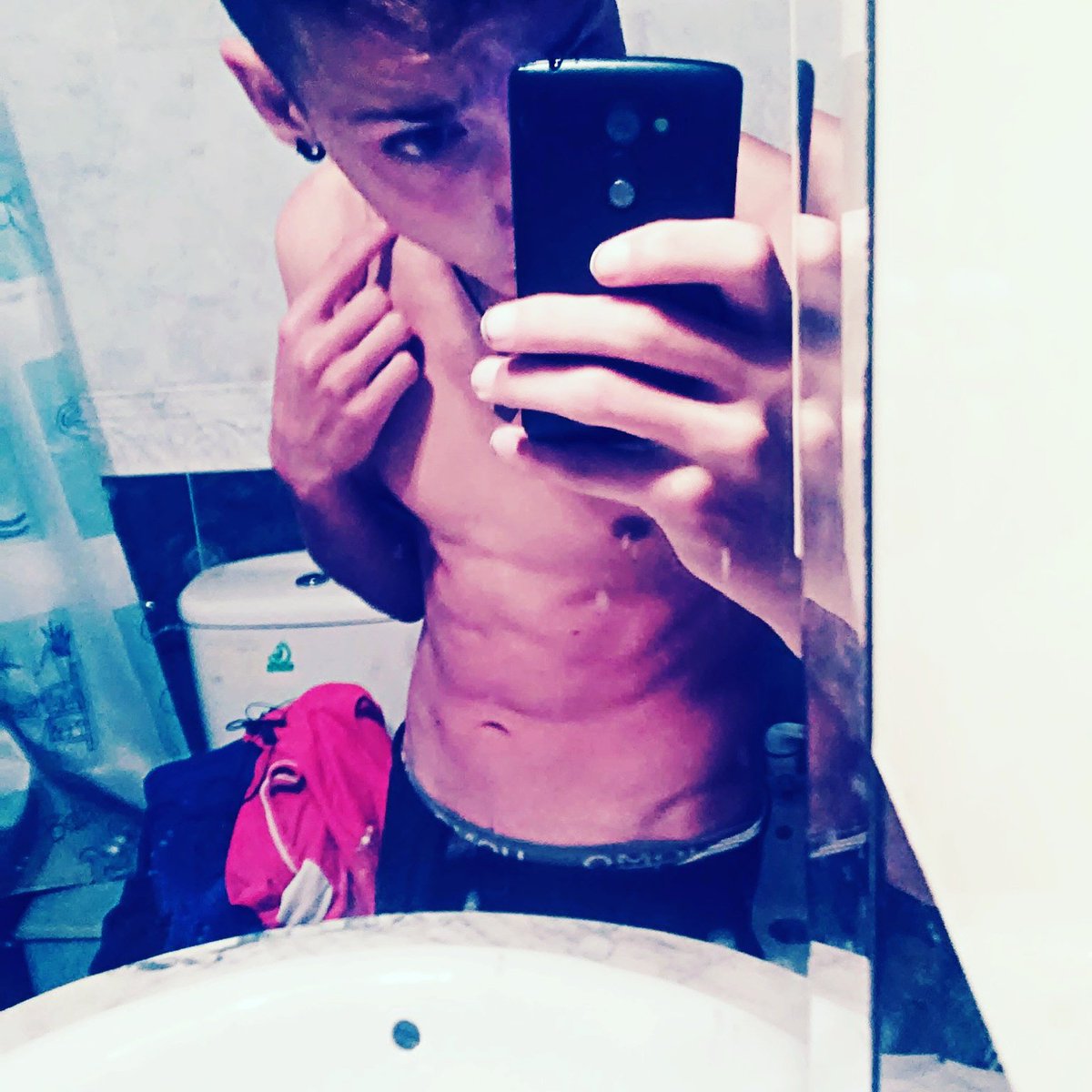 thu_xico_malo's tweet photo. #18añito #actor #cantante #MODELODELDIA #Granada #malaga https://t.co/QpQJDzb2QF